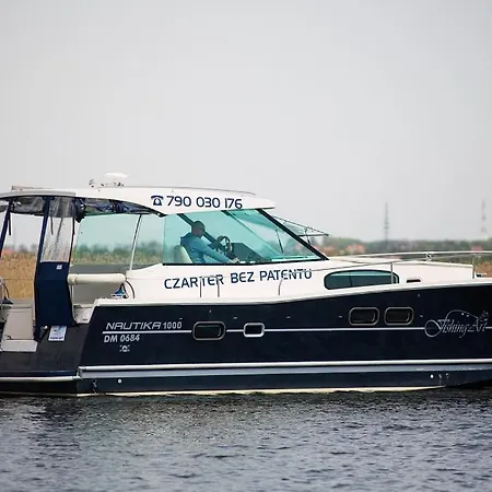 Jacht Motorowy Nautika 1000 * Wilkasy