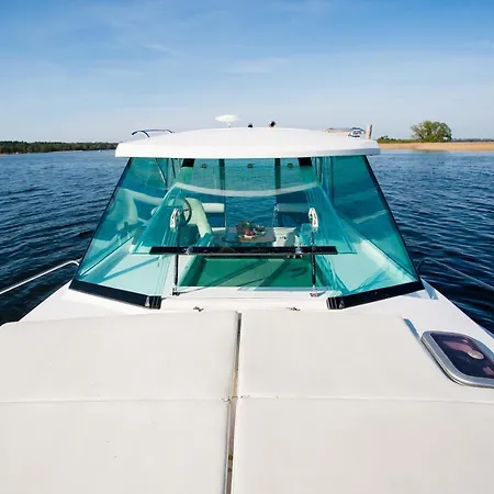 Jacht Motorowy Nautika 1000 Botel Wilkasy